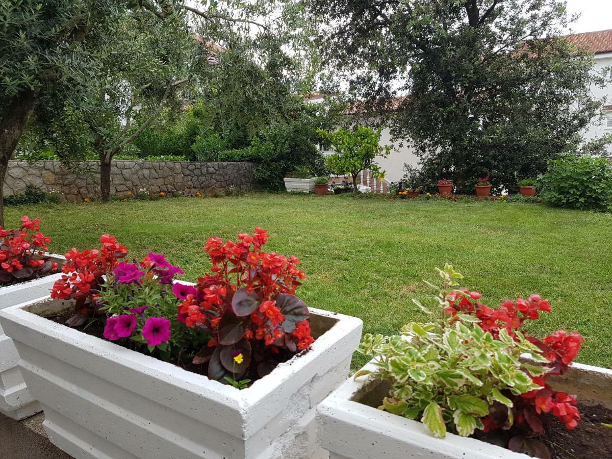 Villa Rea Malinska Eksteriør bilde